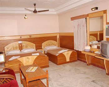 Seagate Hotel Velankanni