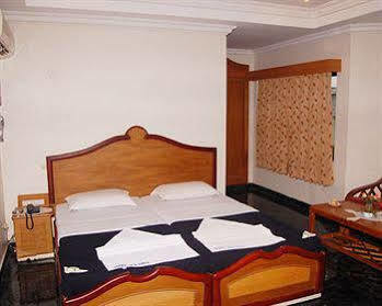 Seagate Hotel Velankanni